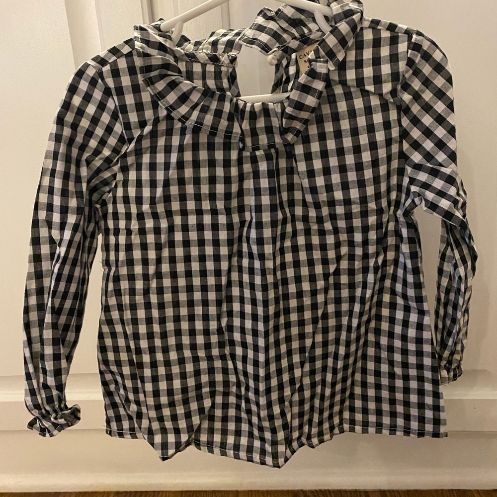 Black and white girls’ top.